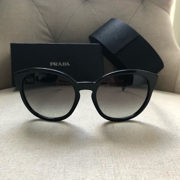 prada spr 18p